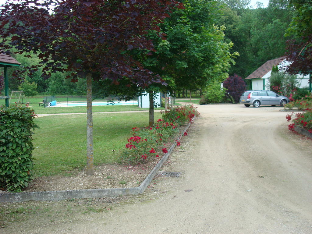 Village-Chalets Le Ru Du Pre Deux Rivieres Δωμάτιο φωτογραφία