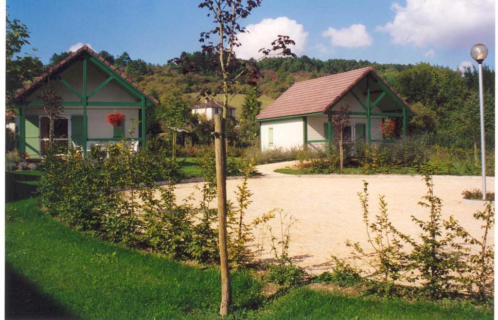 Village-Chalets Le Ru Du Pre Deux Rivieres Εξωτερικό φωτογραφία